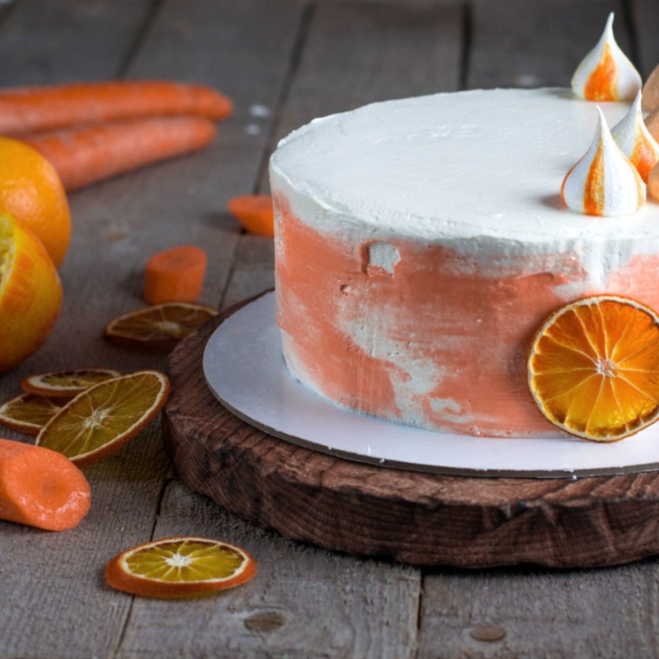 Украшение морковного торта апельсинами