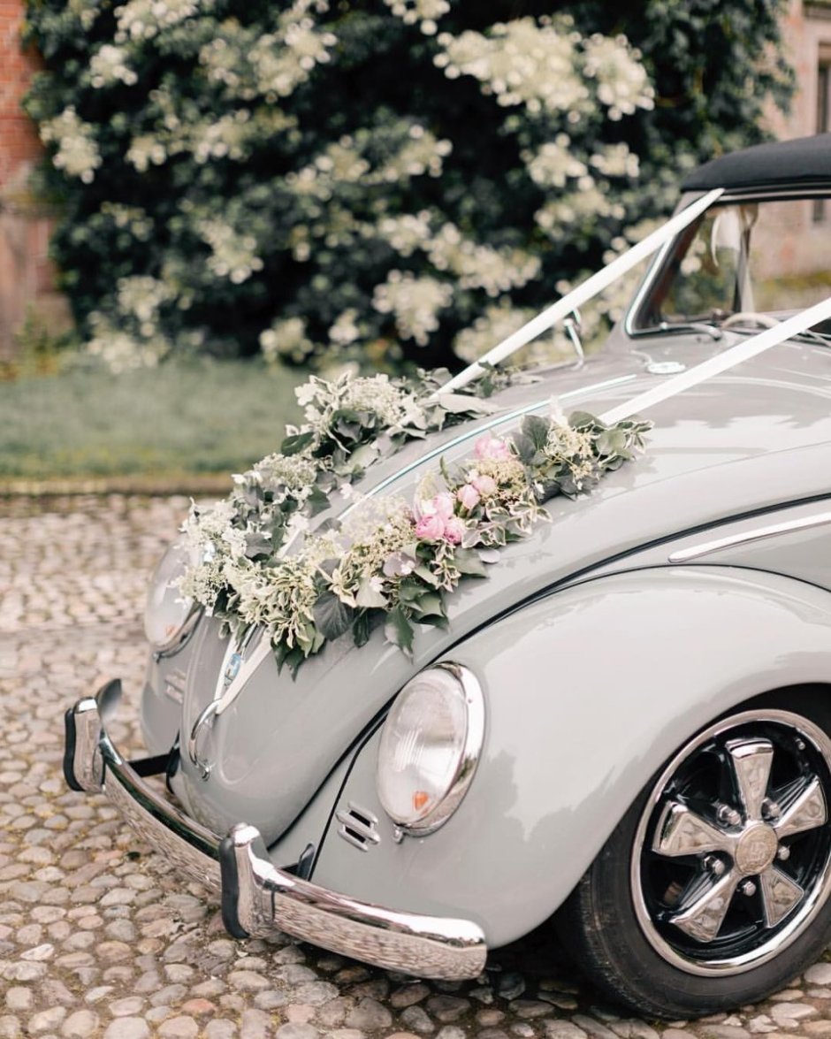 Decorating Bridal cars