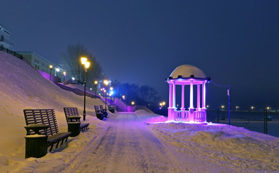 Новогодняя иллюминация Пермь декабрь 2021 сквер Миндовского