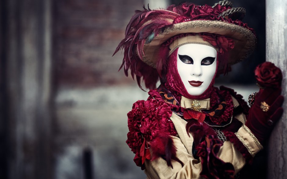 Венецианский карнавал девушки