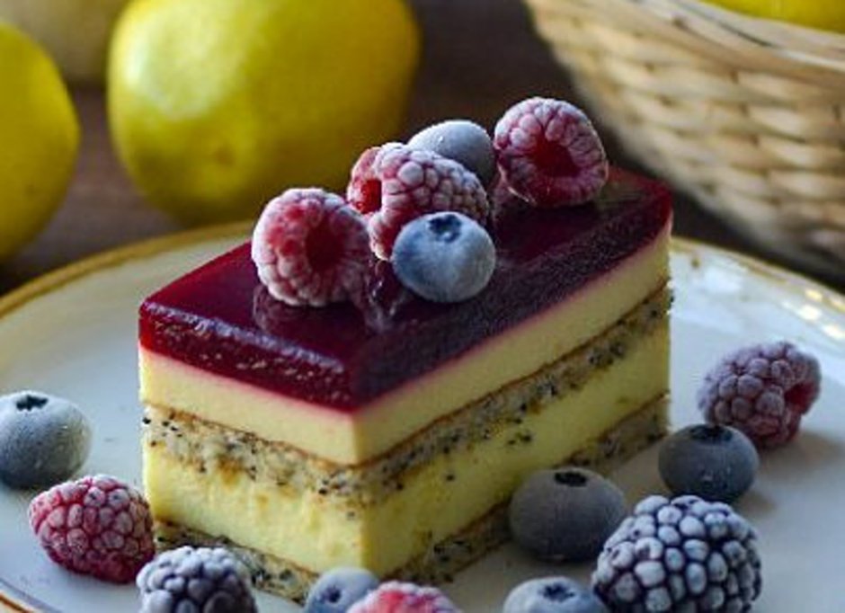 Лимонно-малиновый торт “Lemon Raspberry Delice” Америка