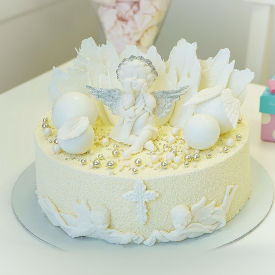 Торт с ангелочками на крестины