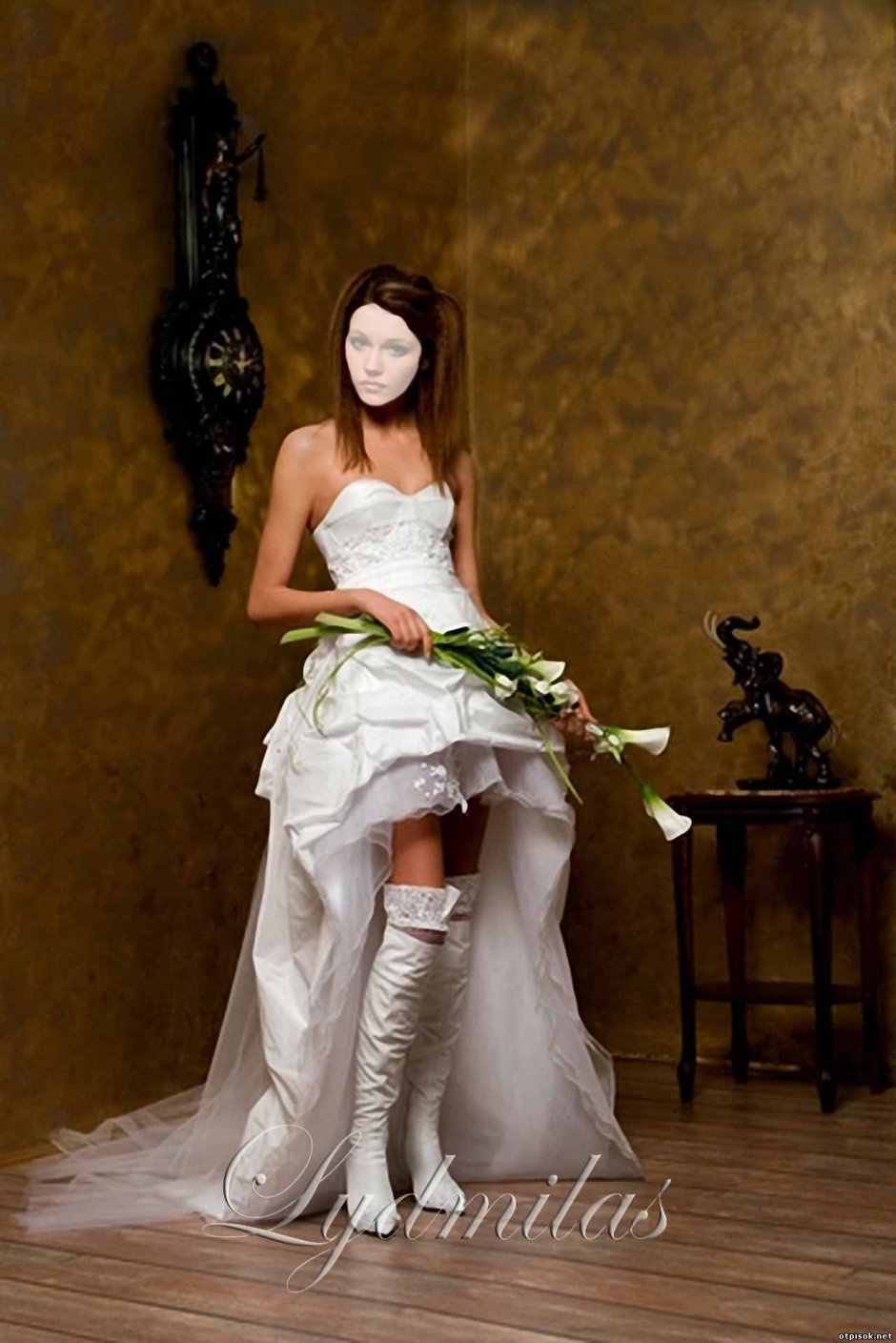Свадебное платье с сапогами