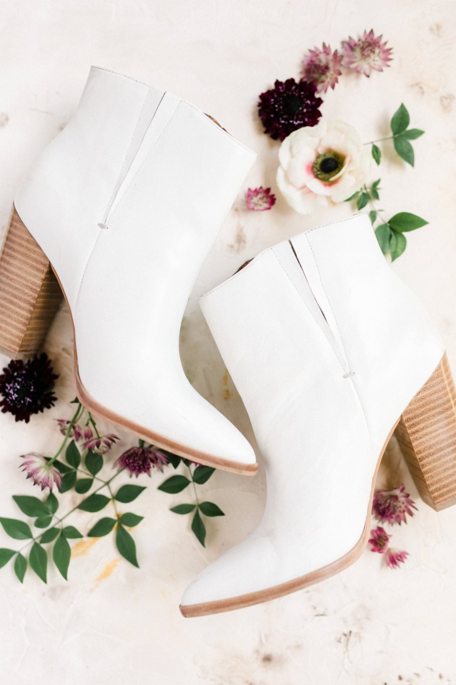 Белые сапожки на свадьбу