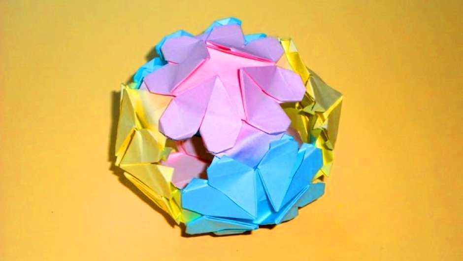 Оригами из черных салфеток
