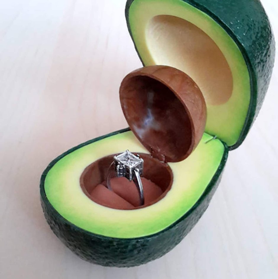 Кольцо с авокадо