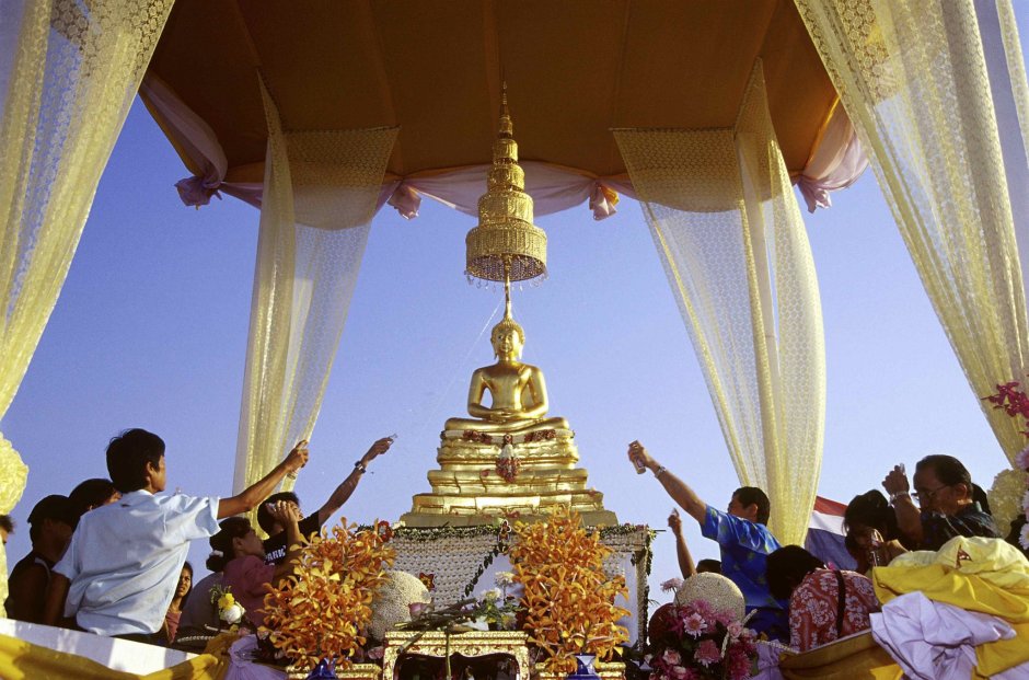 Новый год в Тайланде традиции