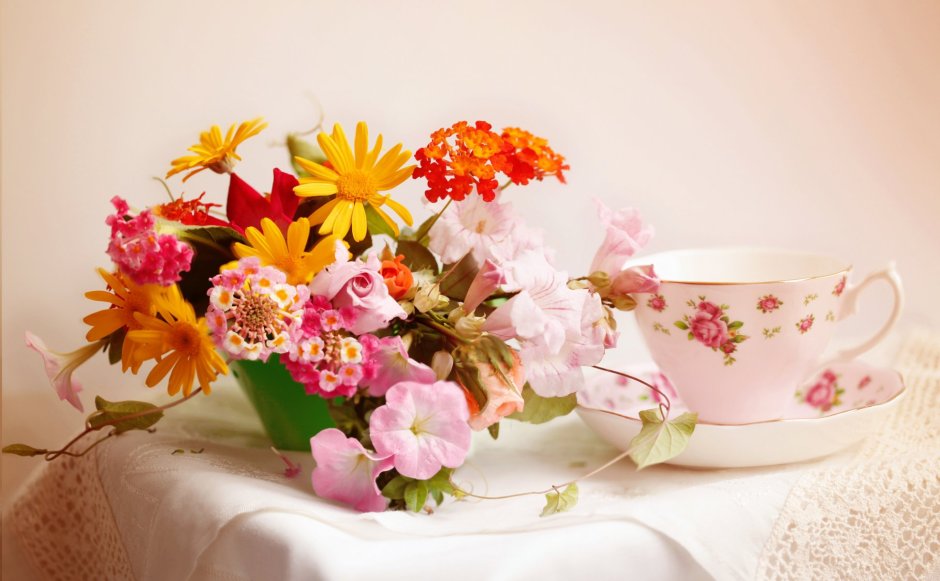 Букет цветов «утренний»