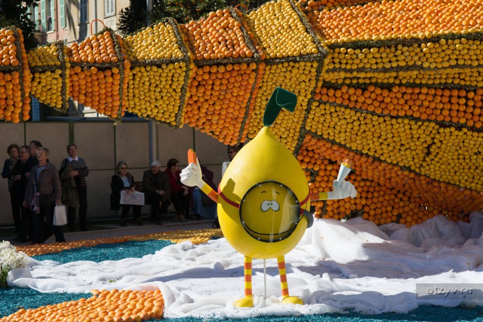 Фестиваль Лимонов в Ментоне Франция