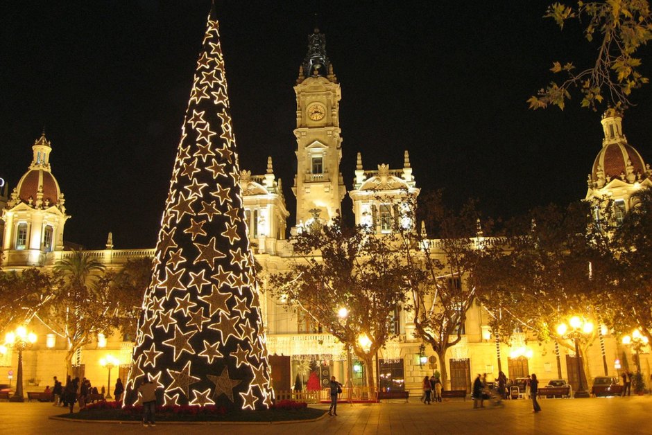 Рождественская елка в Испании