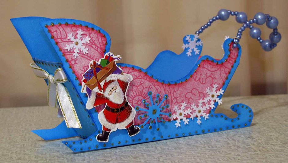 Поделка сани Деда Мороза из картона