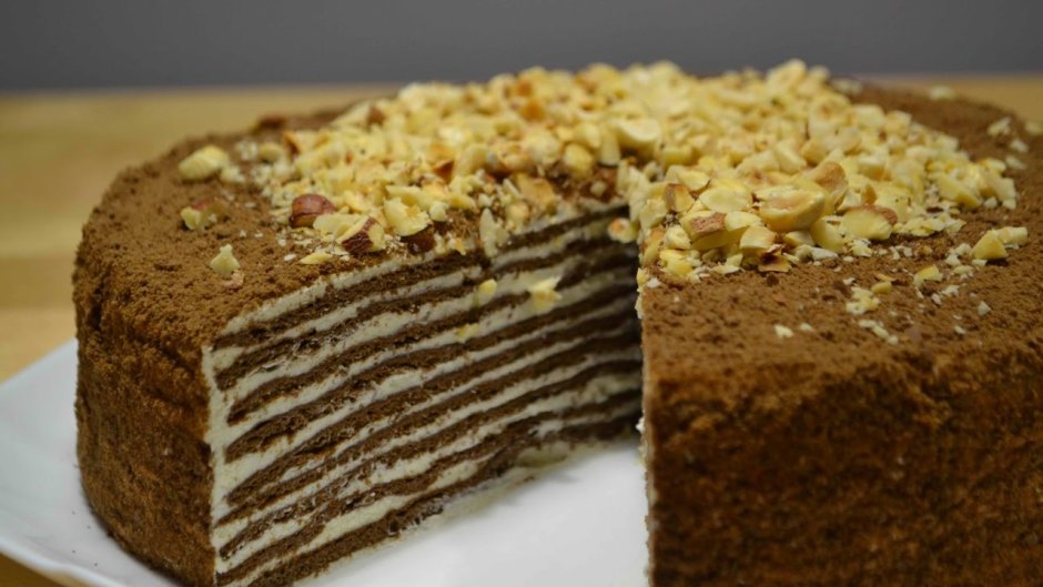 Торт медовик шоколадно-малиной Чизберри