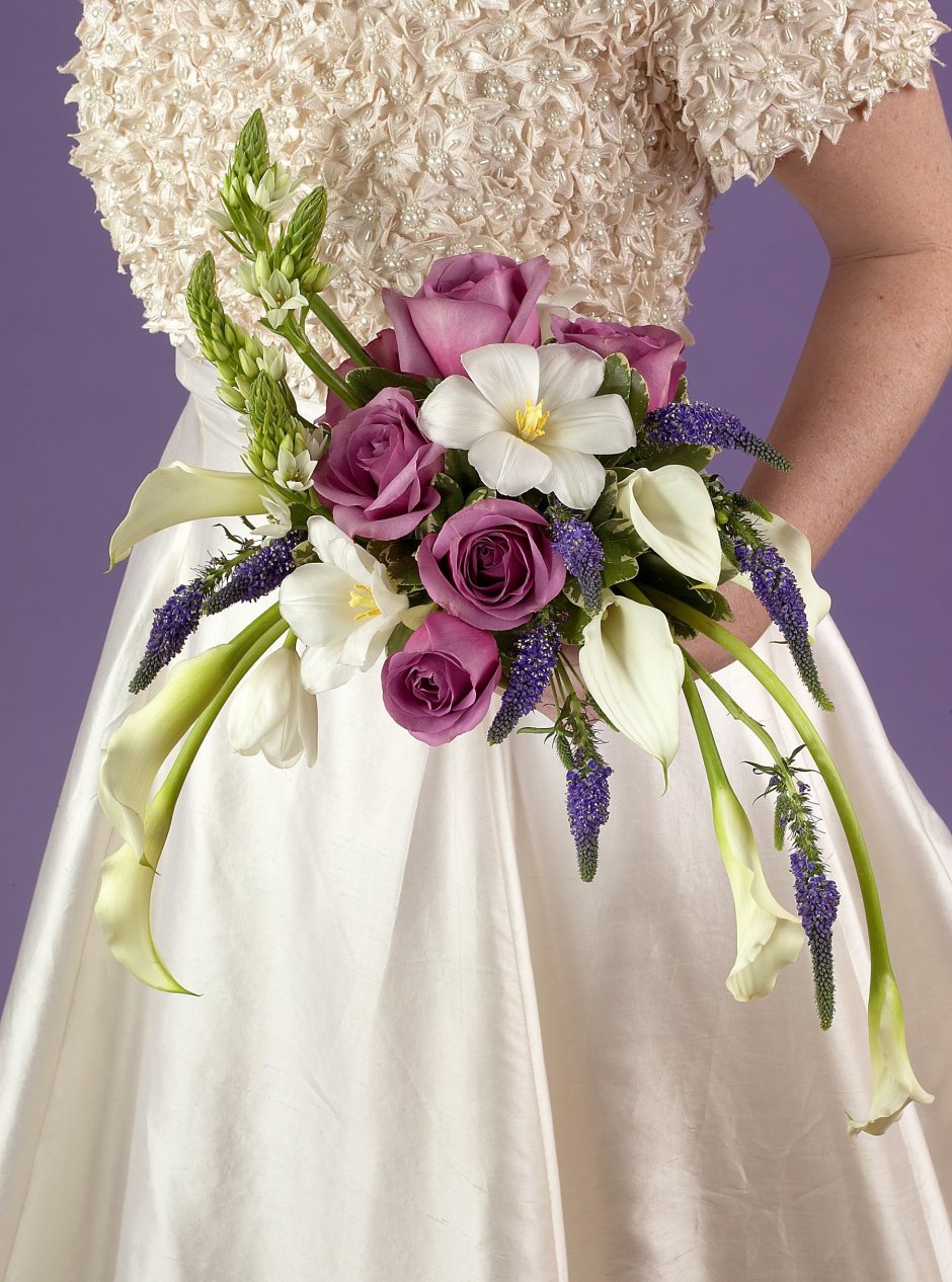 Свадебное платье из живых цветов