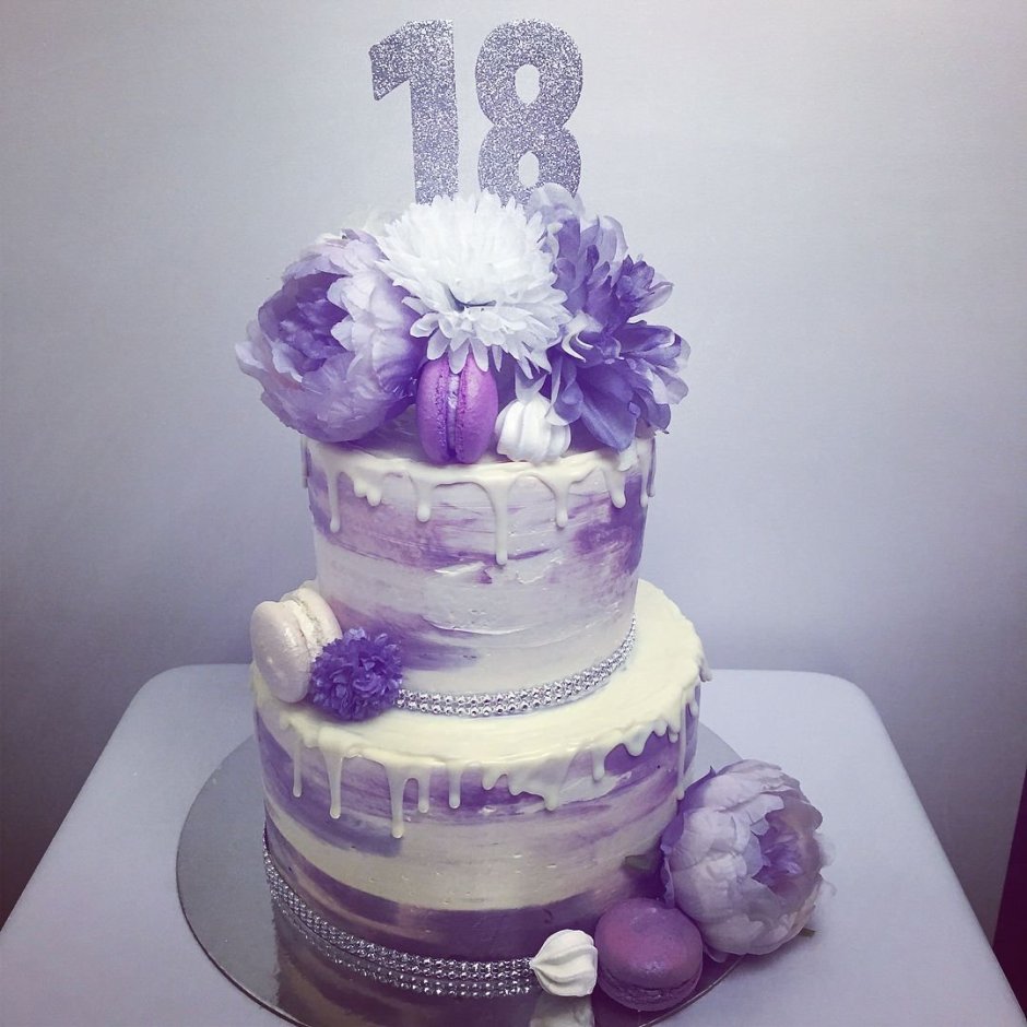 Светло фиолетовый торт