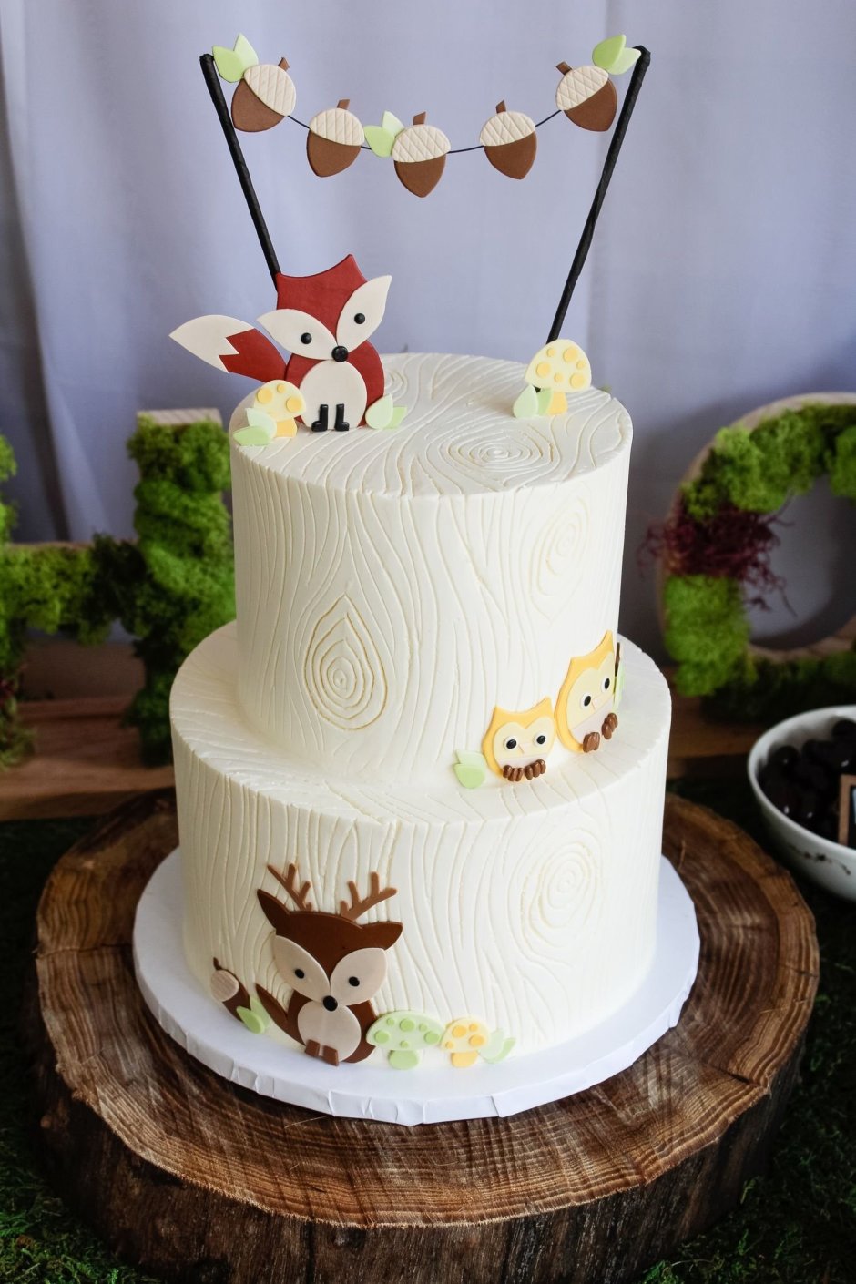 Торт с лесными животными