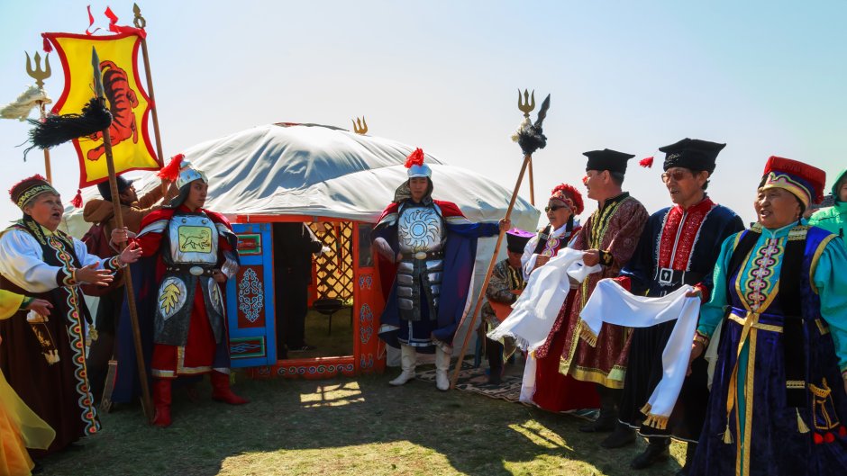 Джангариада национальный праздник Калмыков