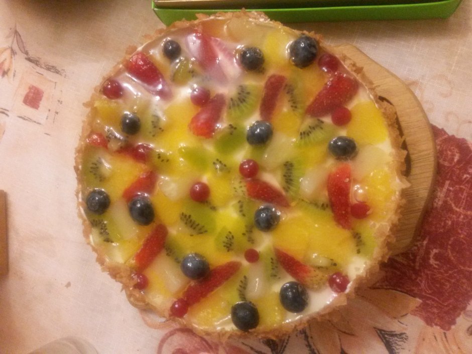 Торт с ягодами и цветами Акварельная техника