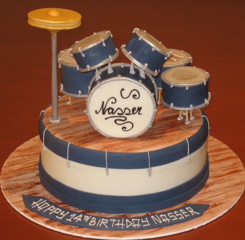 Торт в виде барабана