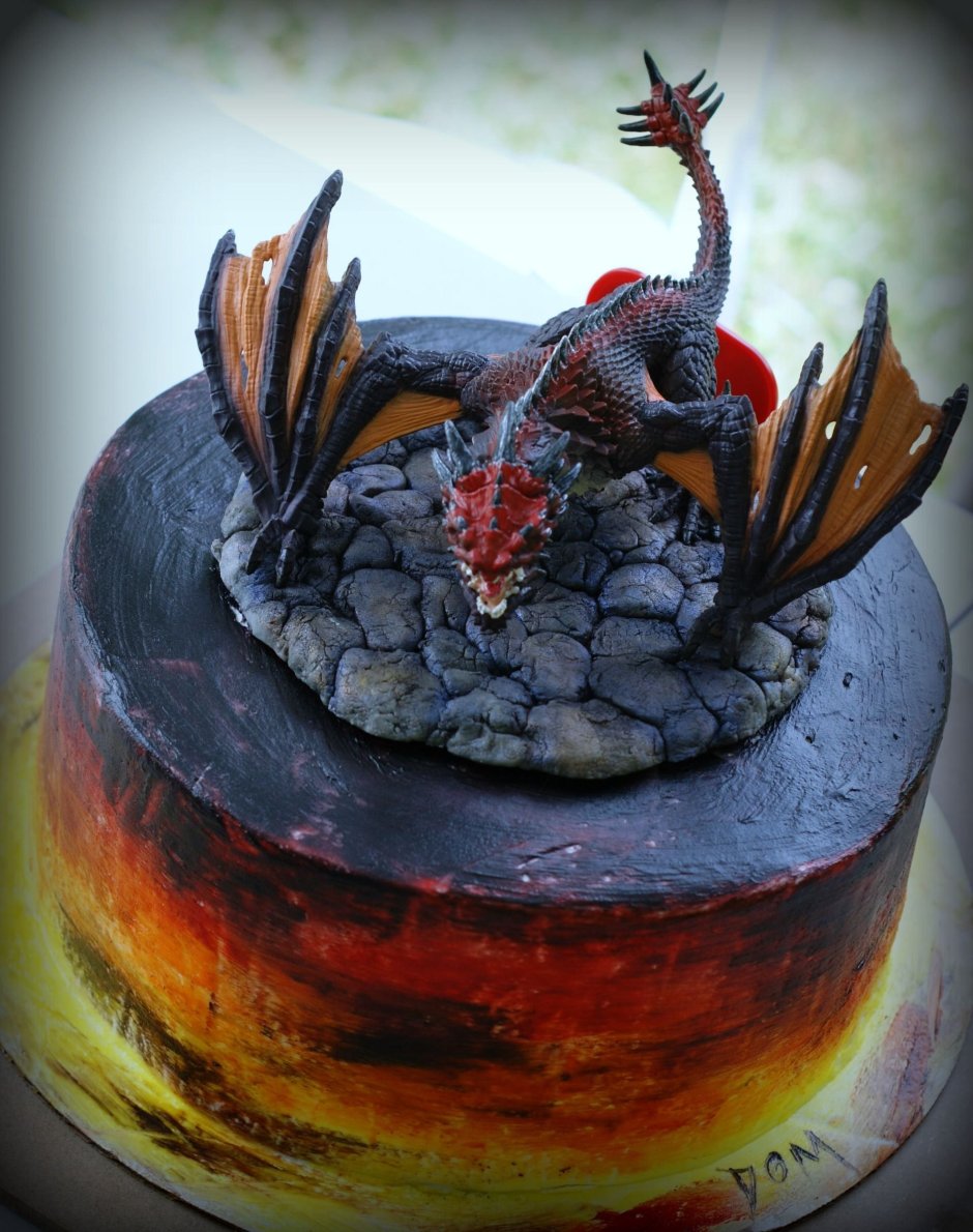 Тортик в стиле дракона