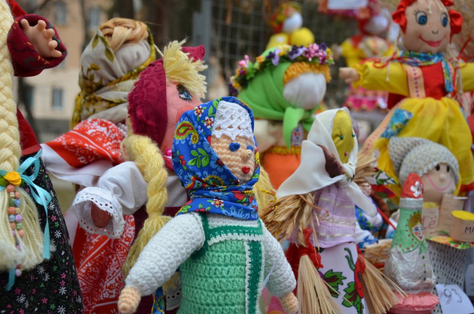 Фестиваль кукол сударыня Масленица
