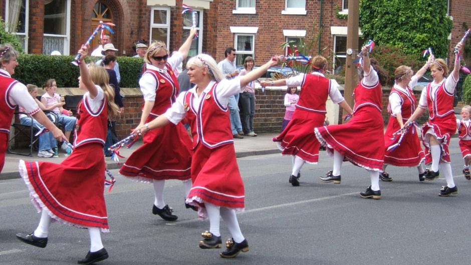 Танец Моррис в Англии