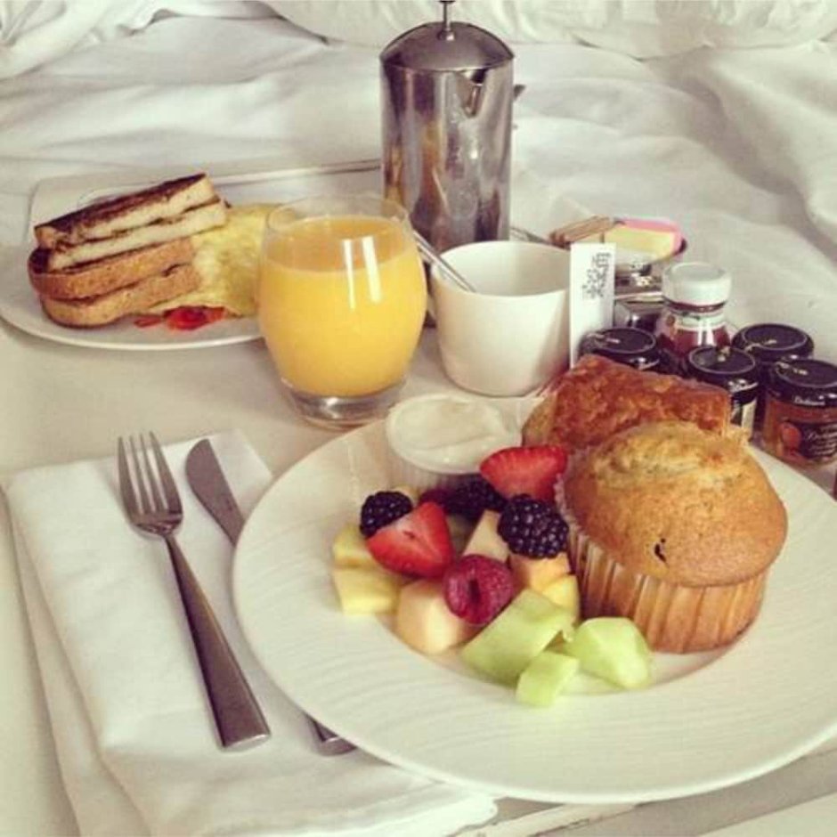 Полезный завтрак в постель