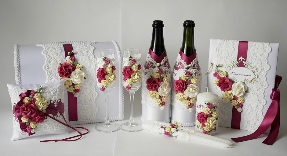 Свадебный набор в малиновом цвете