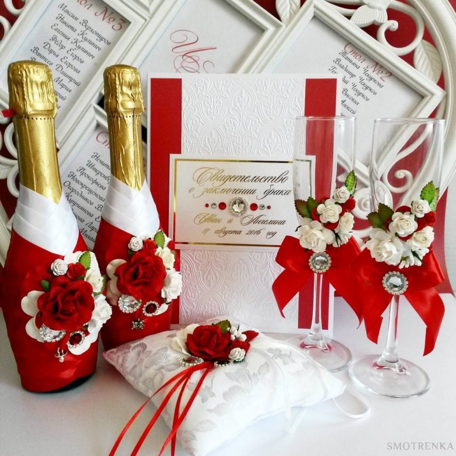 Свадебные аксессуары в красно белом цвете