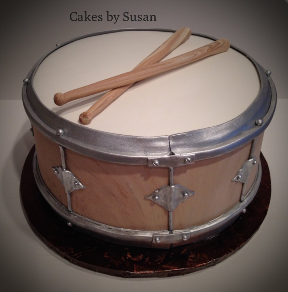 Тортик в виде барабанов