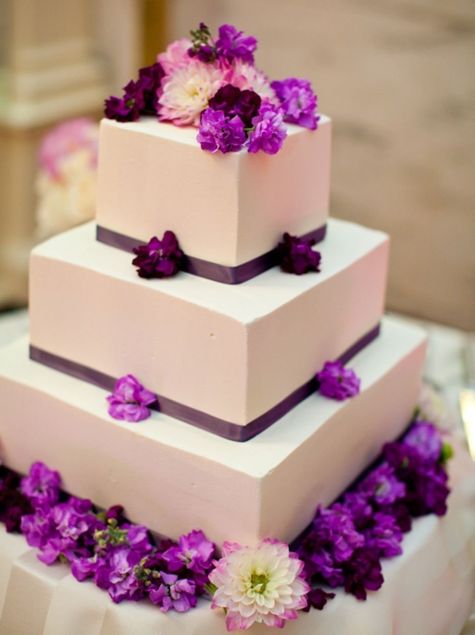 Квадратный торт на свадьбу