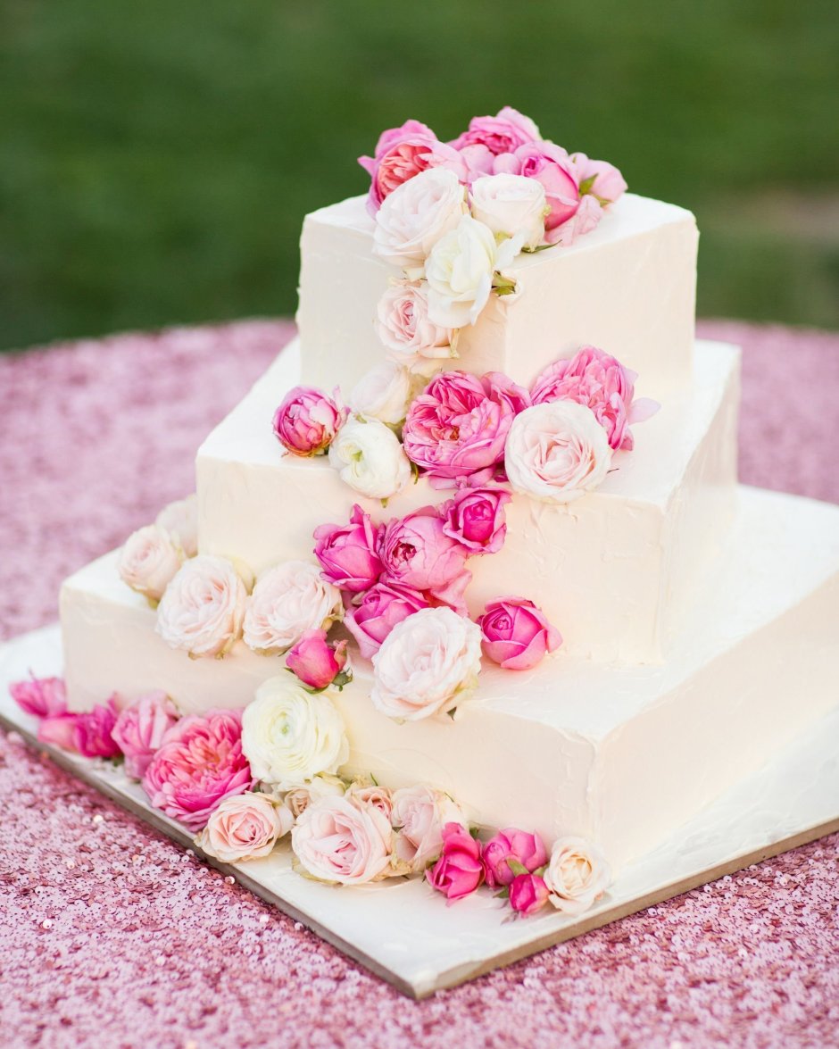 Украшения тортов для невесты квадратный