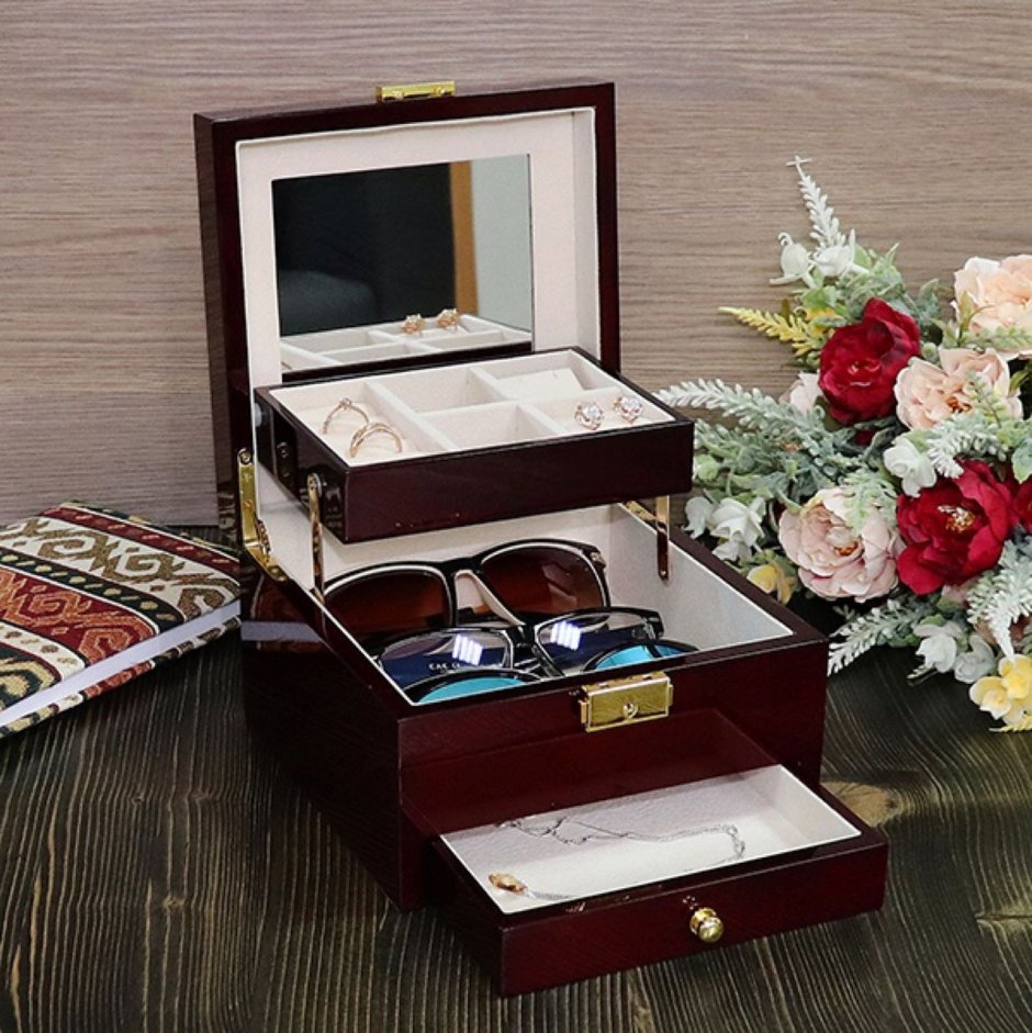 Подарочные коробки с зефиром и цветами