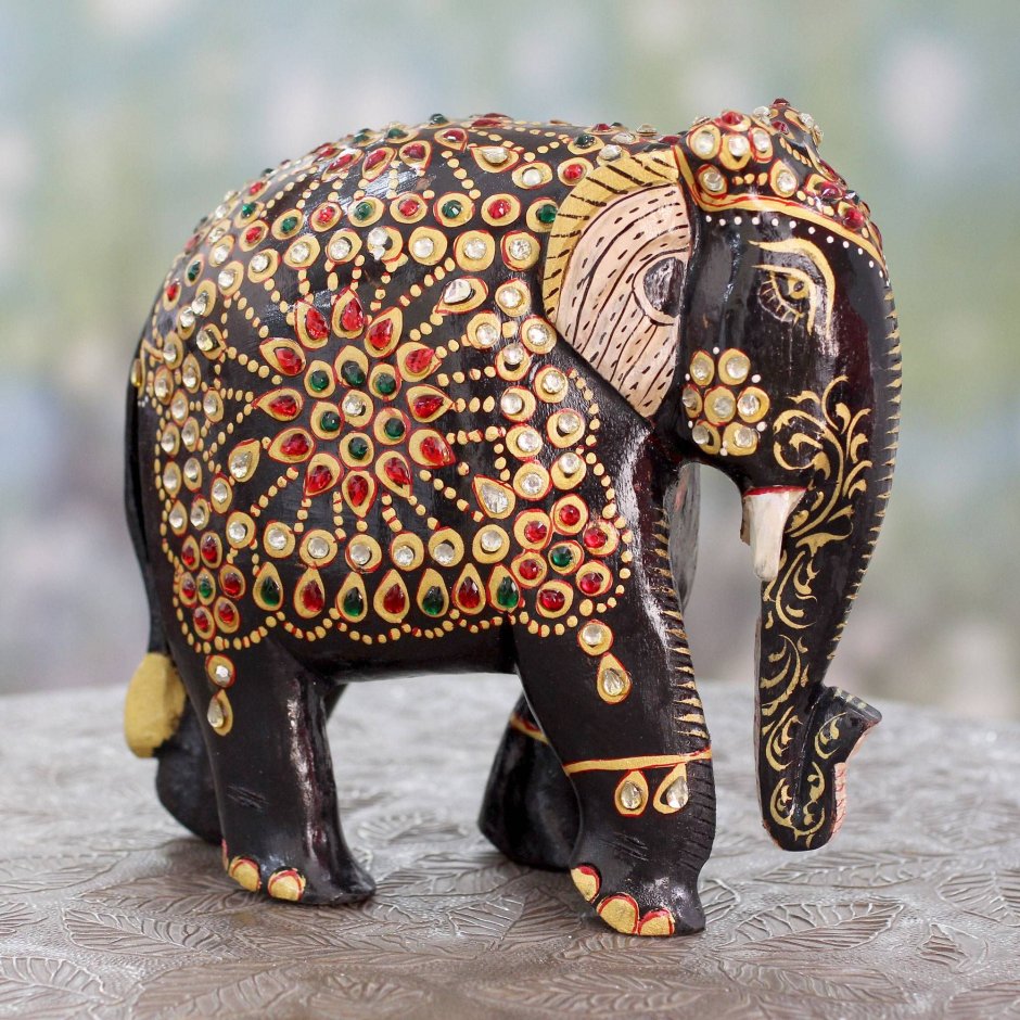 Скульптура слона Индия