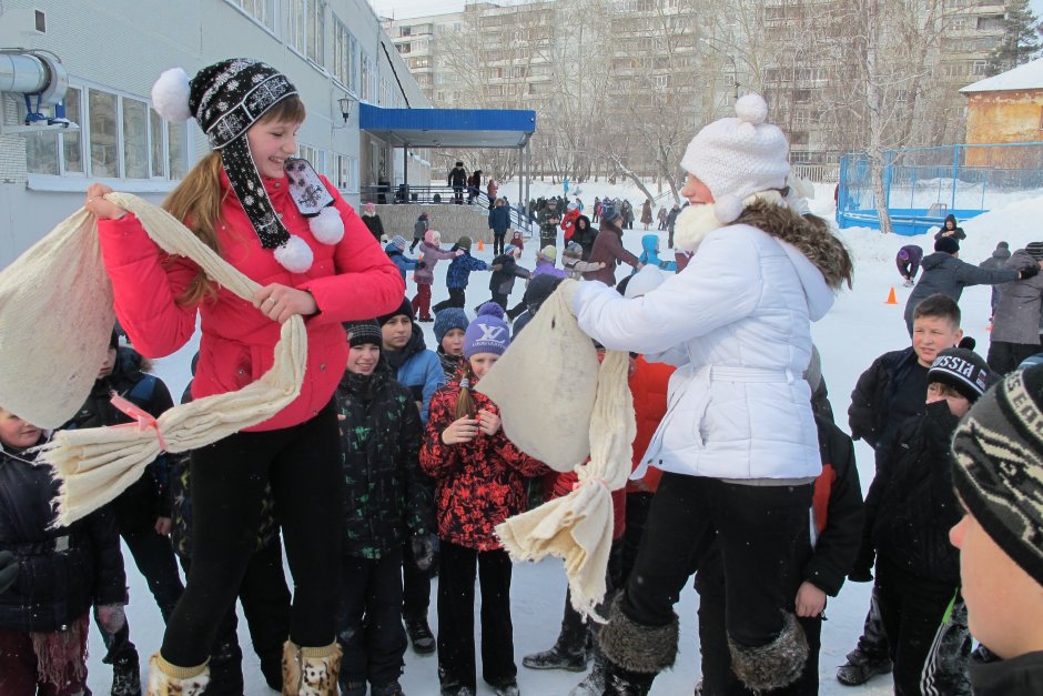 Праздник Масленицы в школе