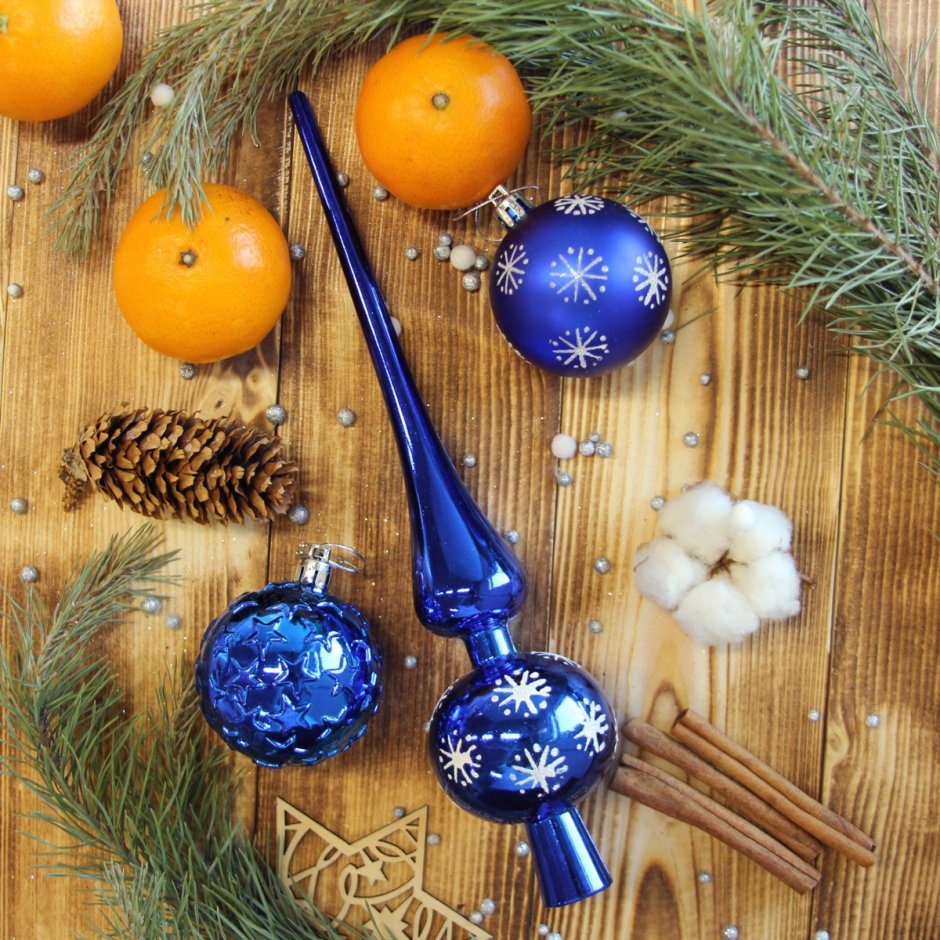 Украшение новогодней елки синие шары