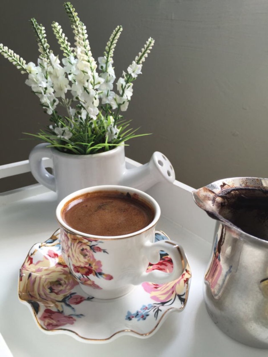 Чашка кофе Весна
