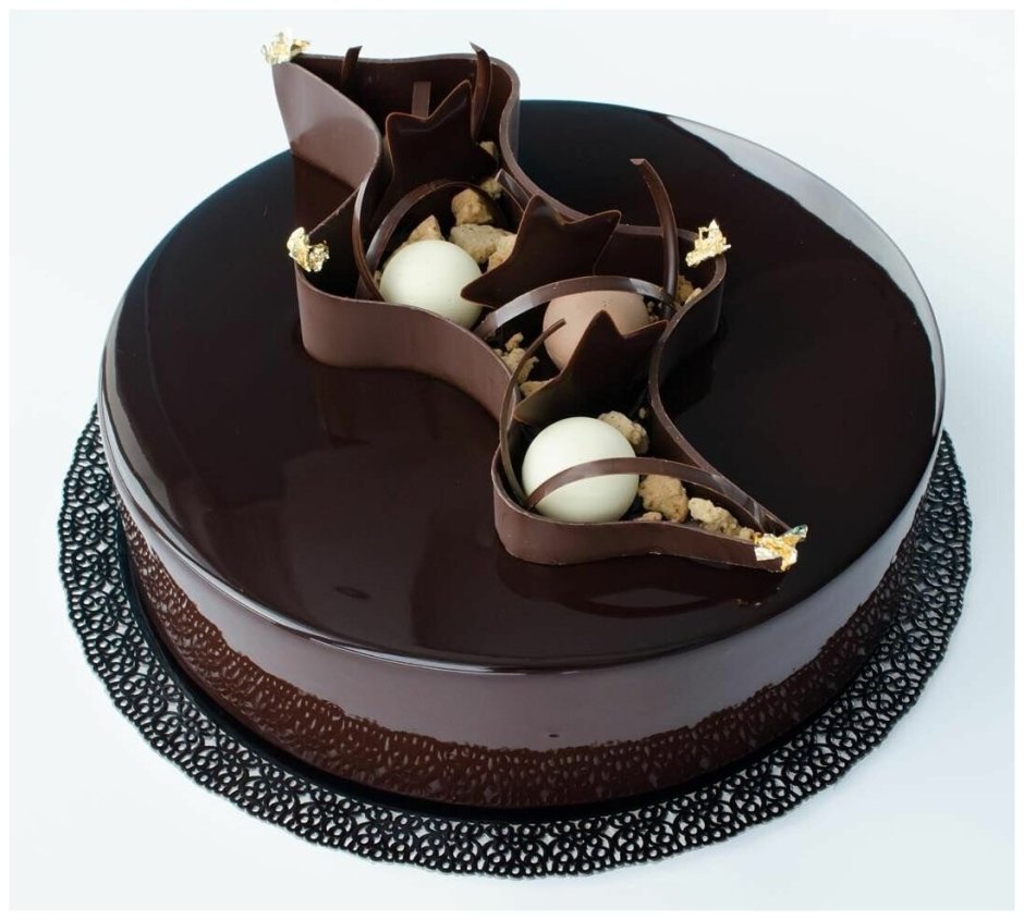 Торт с шоколадной зеркальной глазурью