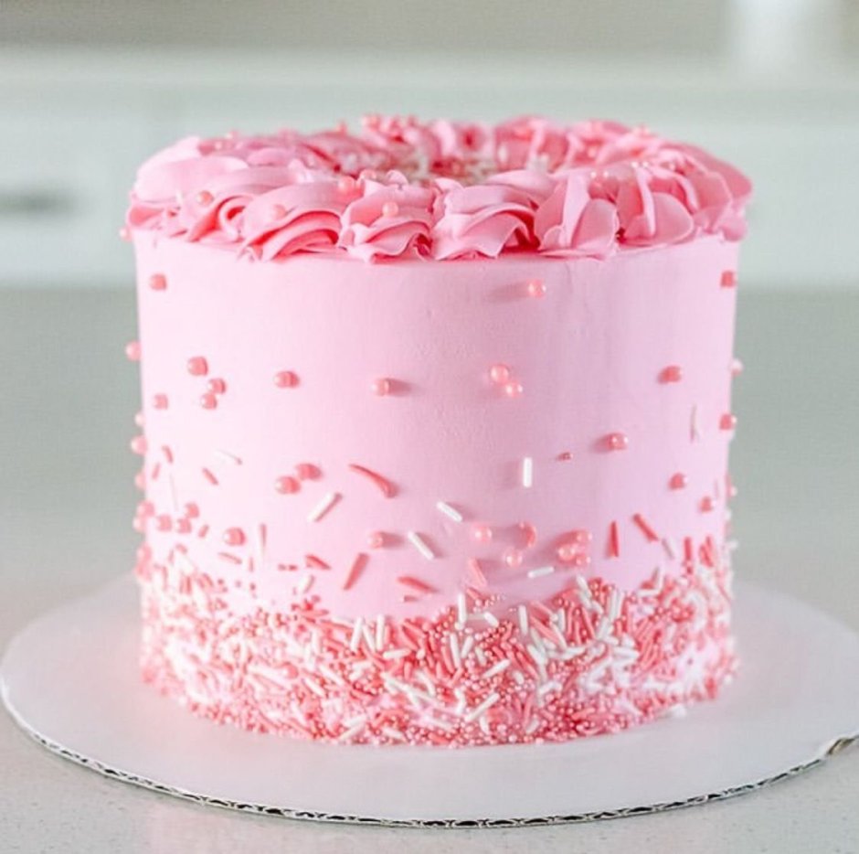 Украшение торта кремом для девочки