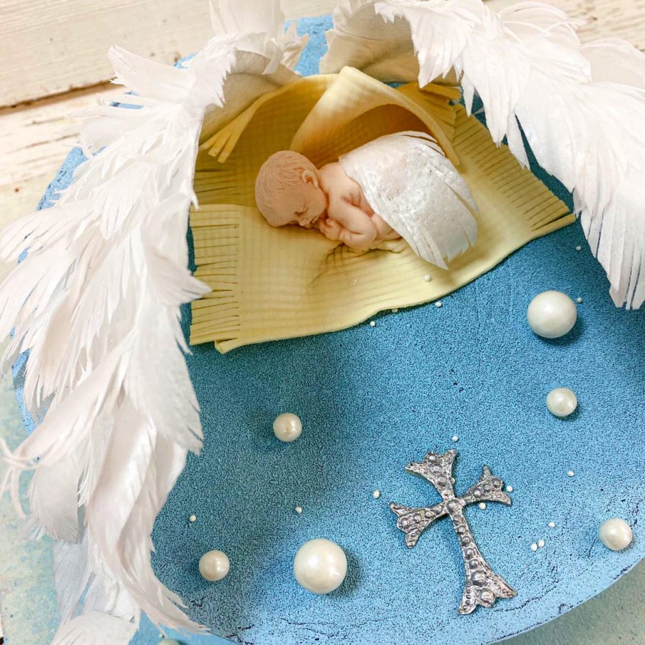 Торт с крыльями ангела на крестины
