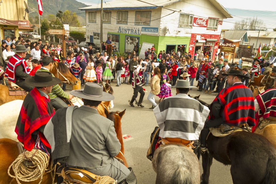 Фестиваль Вирхен-де-ла-Канделария в Боливии