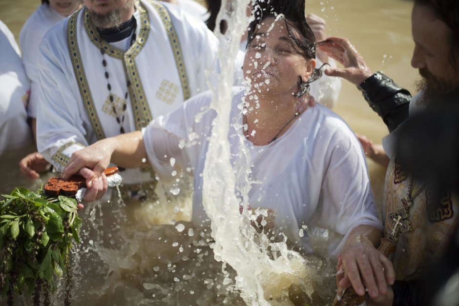 Крещение Господне окунание Иордан