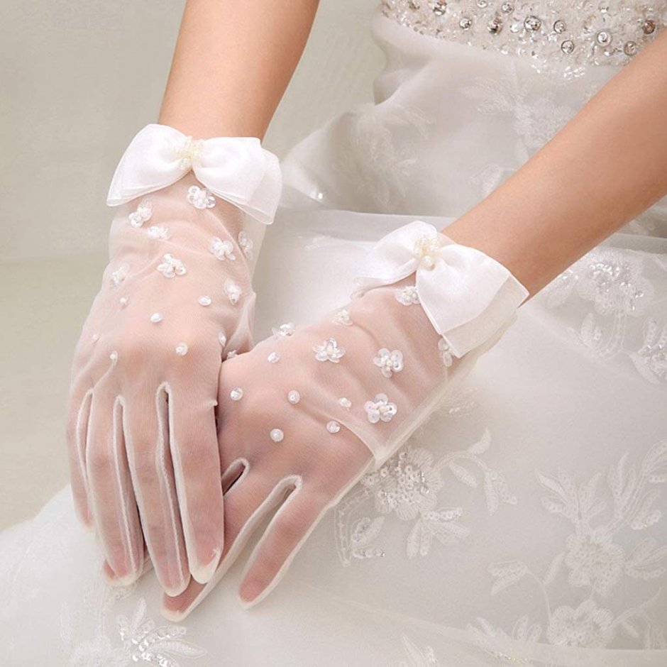 Свадебные перчатки длинные белые