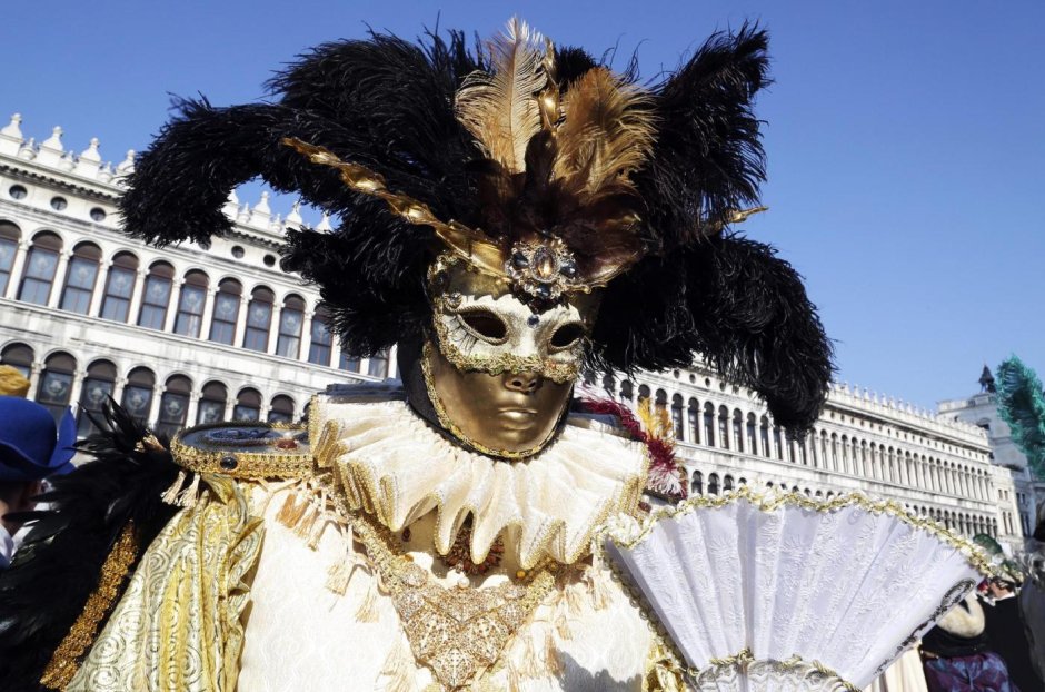 Венецианский карнавал ночью
