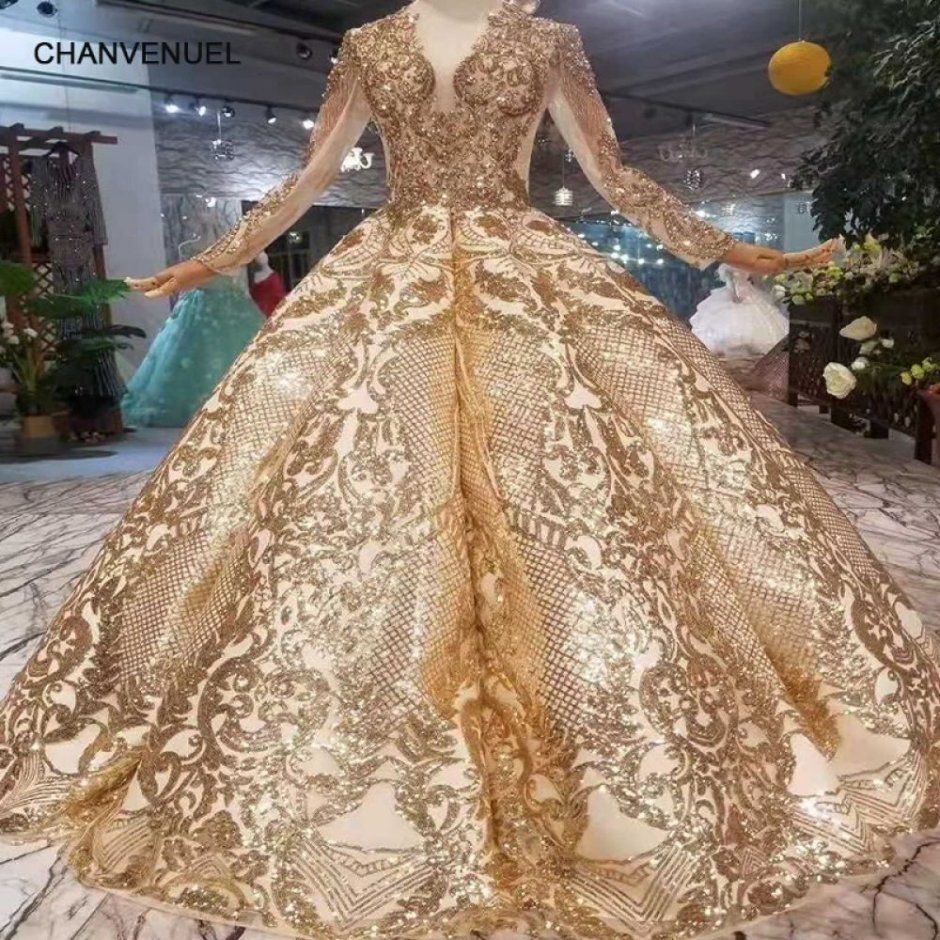 Роскошное золотое платье