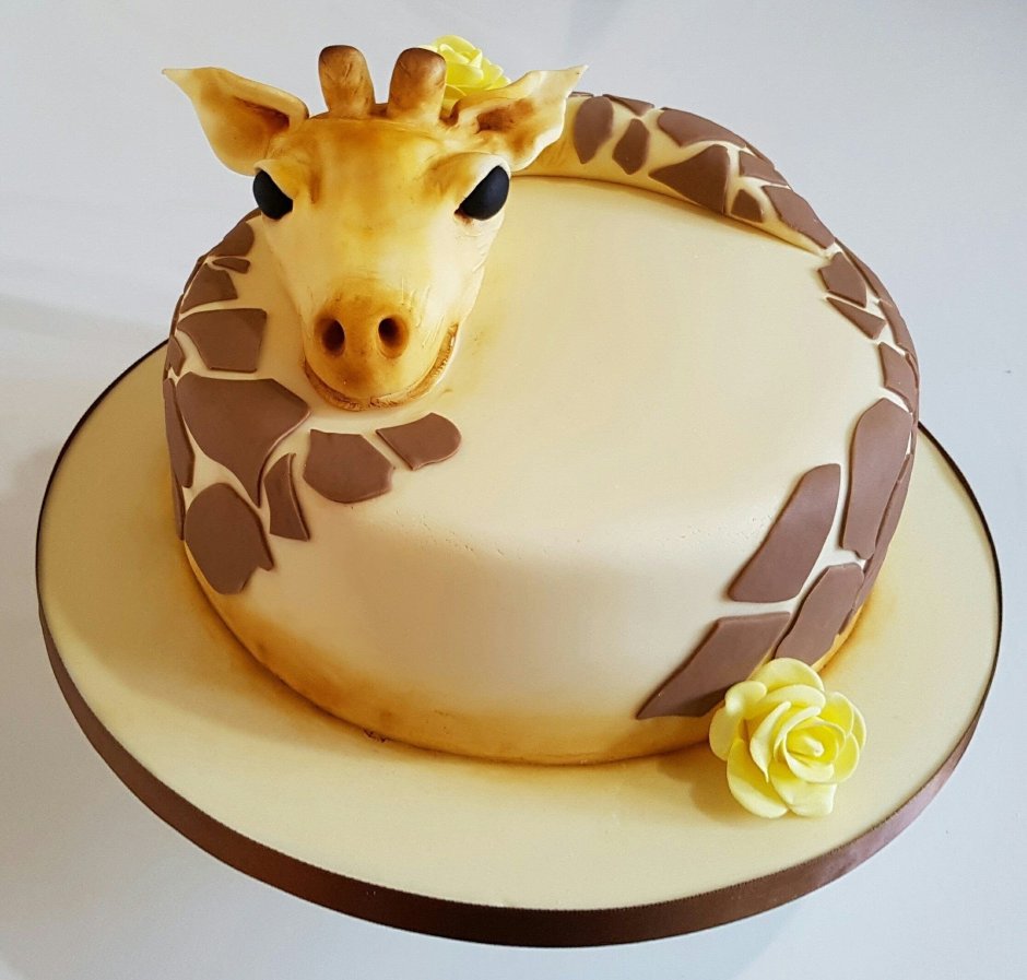 Торт с жирафом и слоном