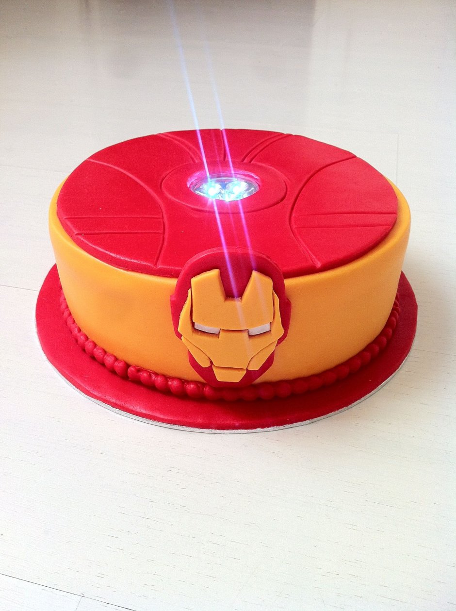 Торт Iron man