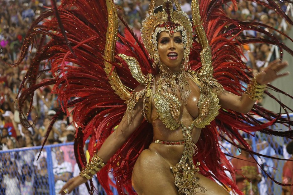 Бразильский карнавал в Рио-де-Жанейро костюмы