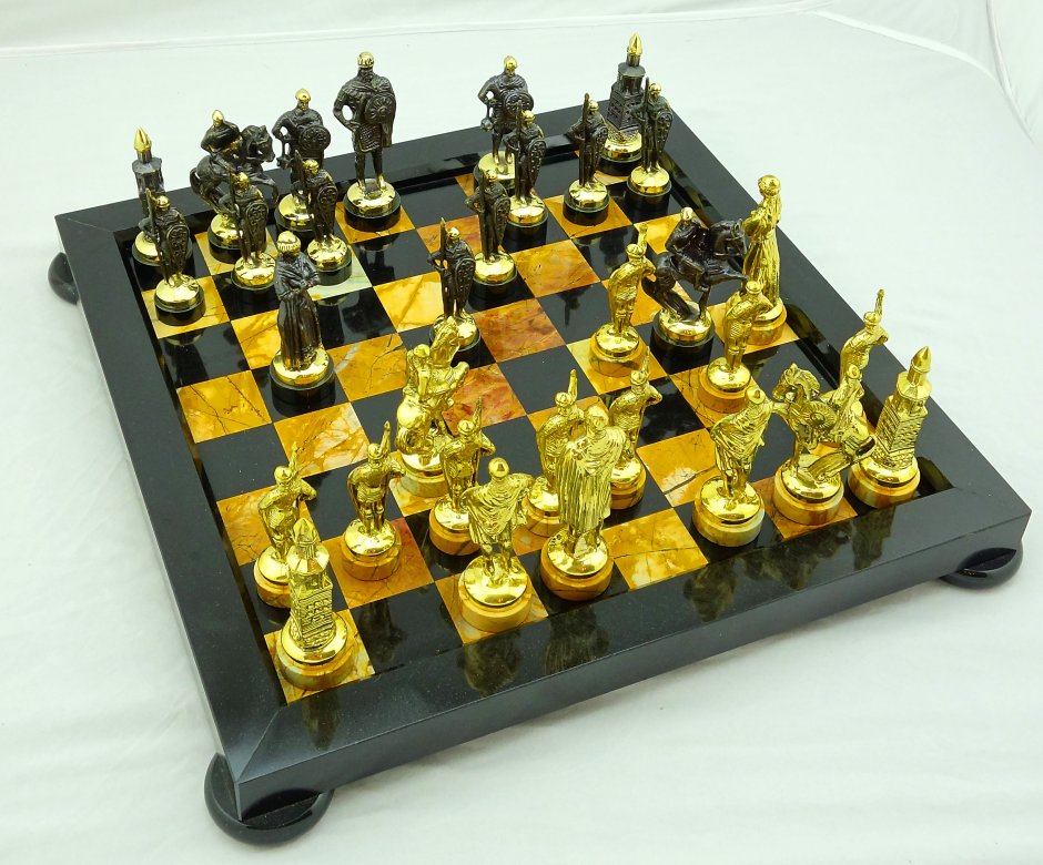 Деревянные классические шахматы