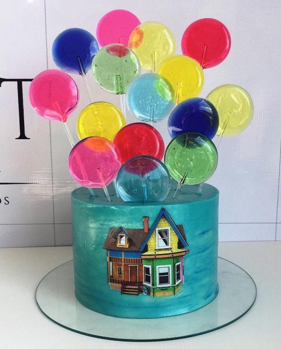 Торт с воздушными шарами