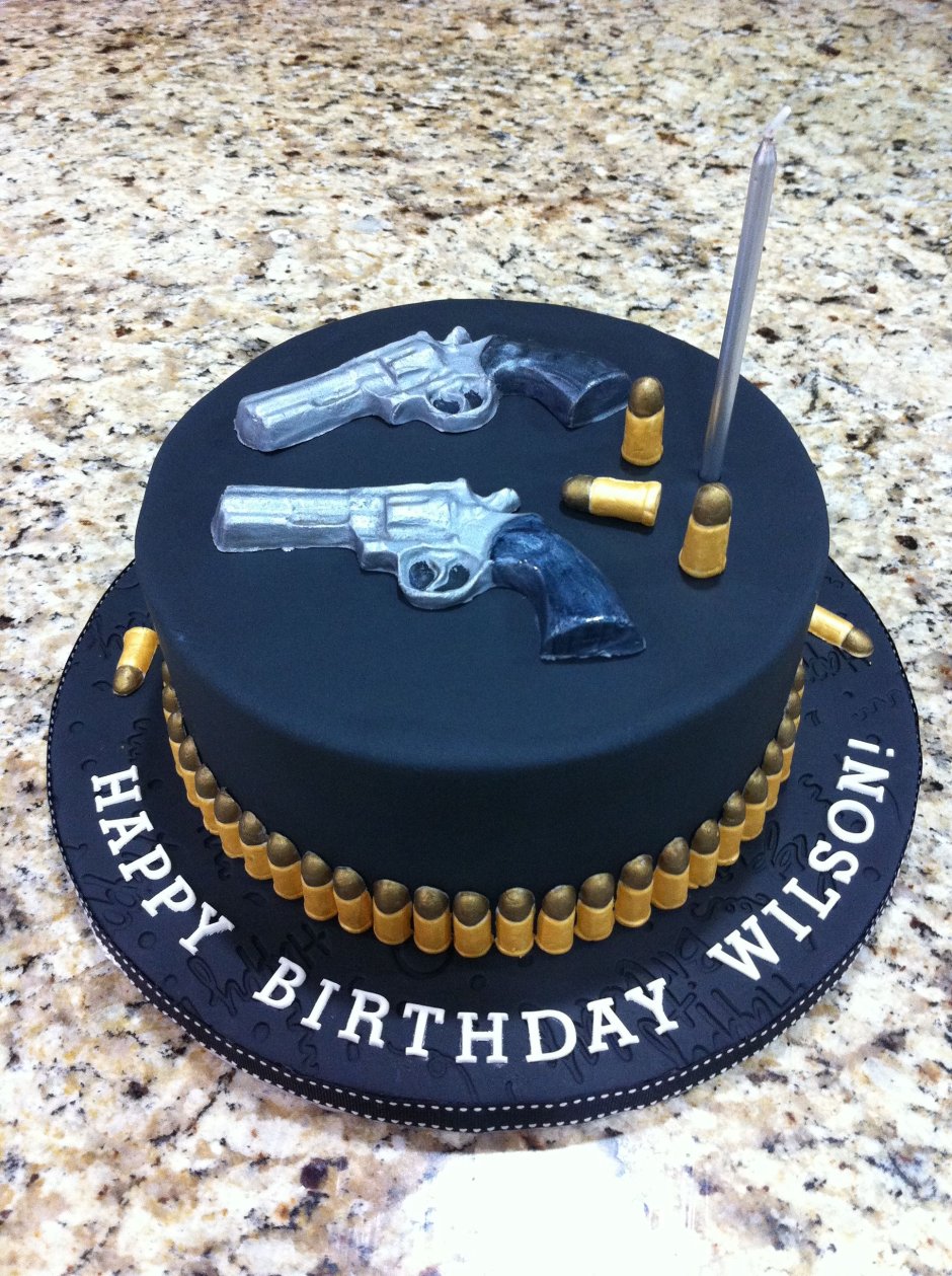 Торт с пистолетом для мужчины
